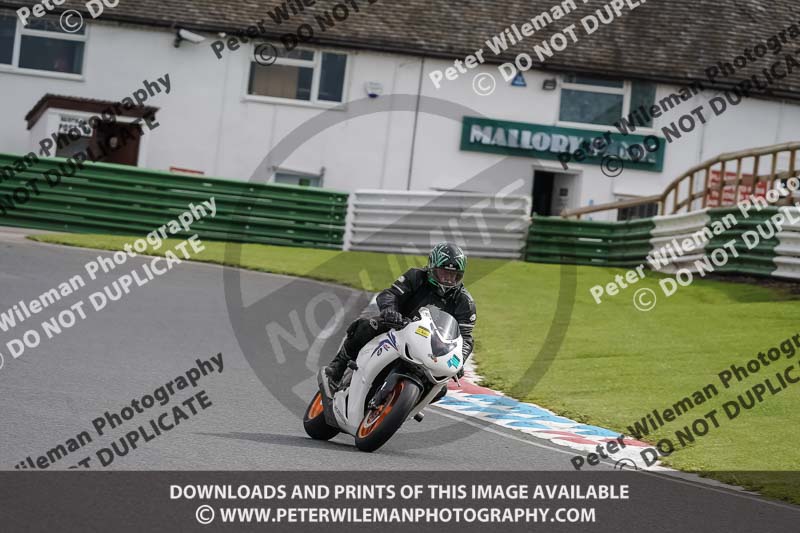 enduro digital images;event digital images;eventdigitalimages;mallory park;mallory park photographs;mallory park trackday;mallory park trackday photographs;no limits trackdays;peter wileman photography;racing digital images;trackday digital images;trackday photos